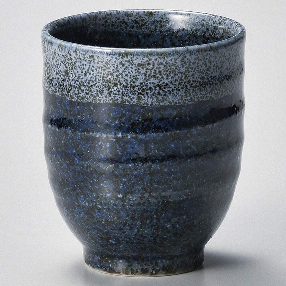 Japanese Teacup - Fuchi White Mikage Navy Blue