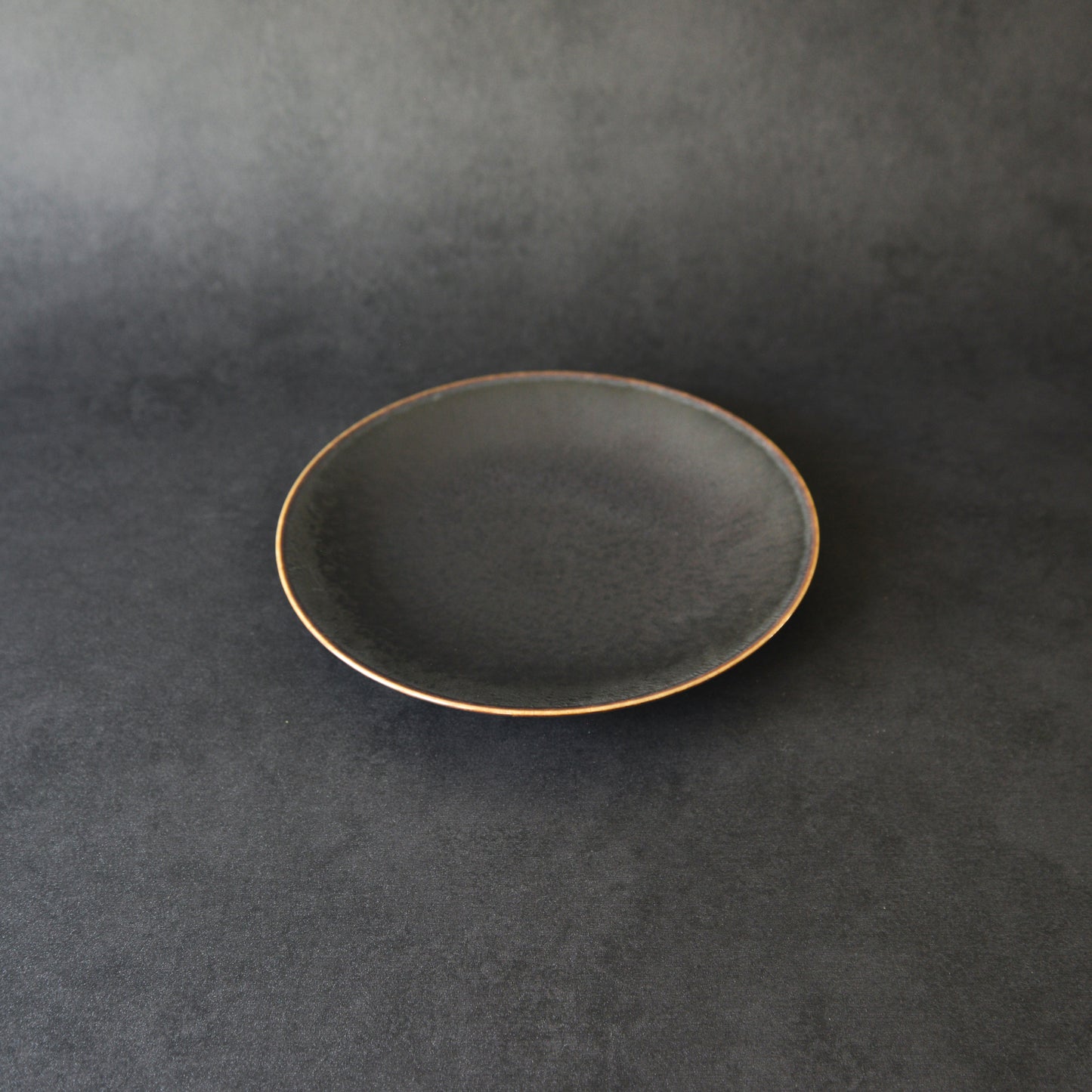 Mino ware Plate Set - Sakurage Black - 2 Pieces