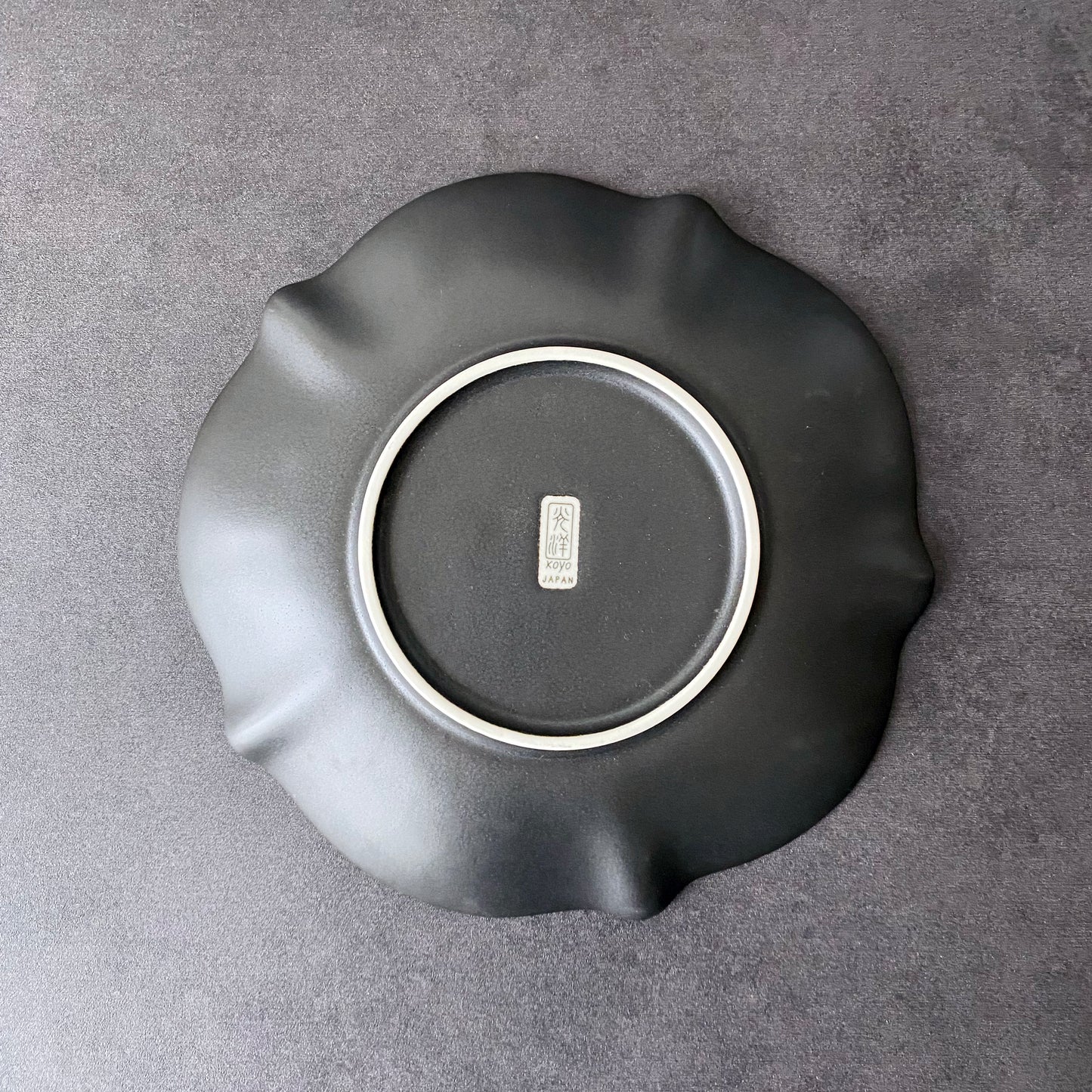 Petal Veil – Mino ware Black Dish Set - 2 Pieces
