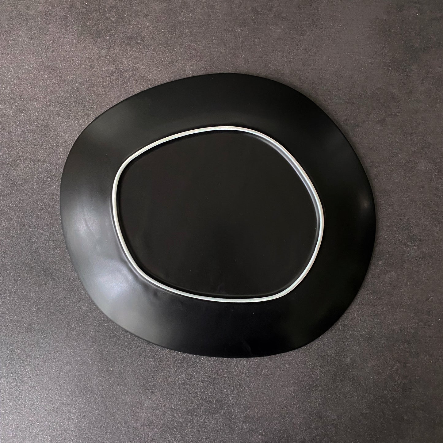 Black Bloom – Mino ware Dinner Plate