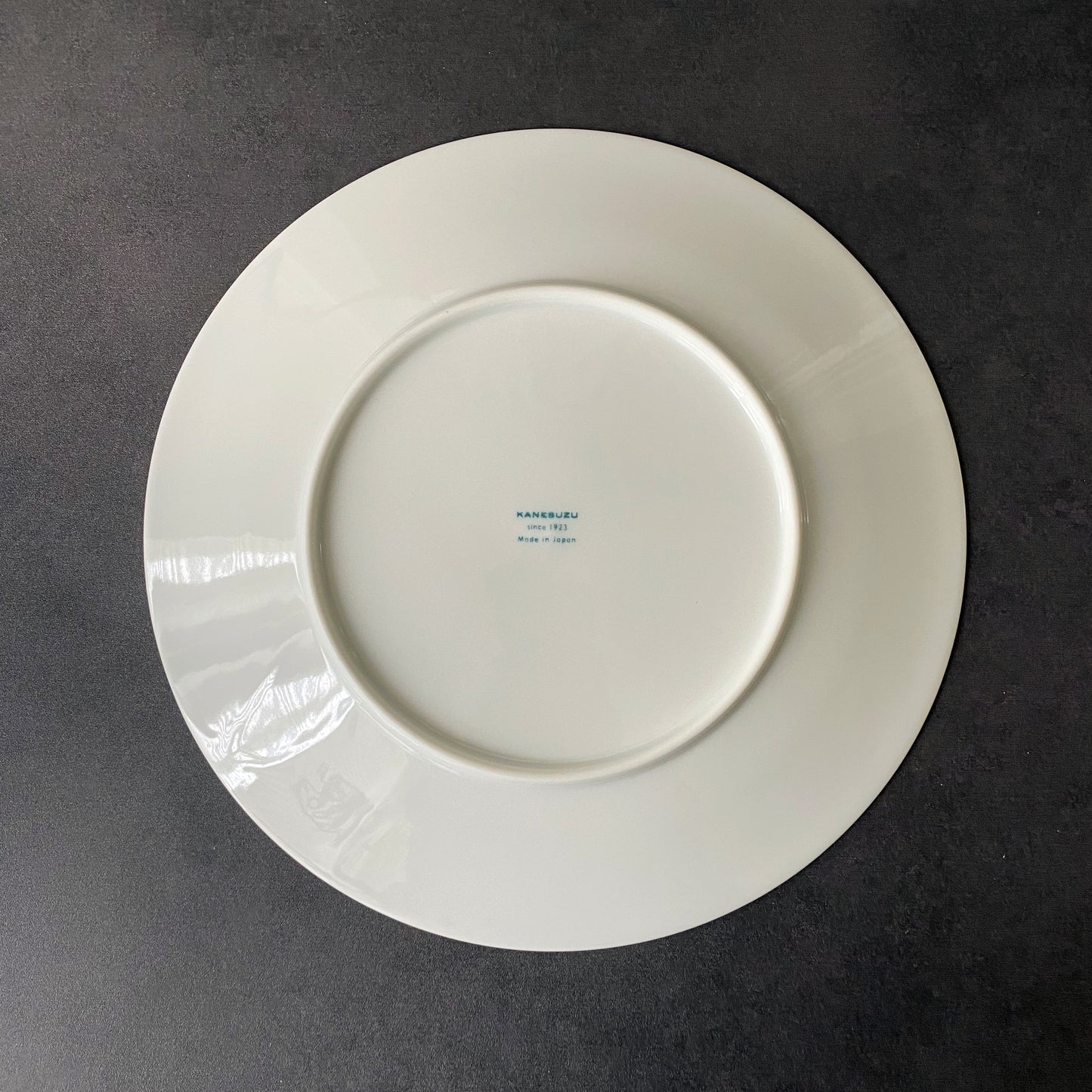 Ivory Echo – Checkered Mino ware Plate 27cm