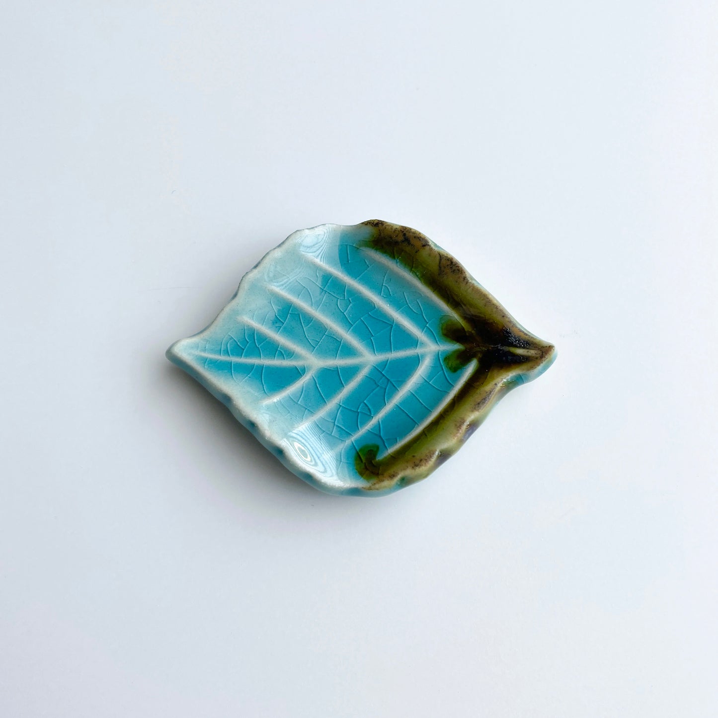 Chopstick Rest - Wooden leaves