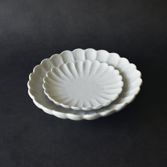 Mino ware Round Dish Set - White Flower - 2 Pieces